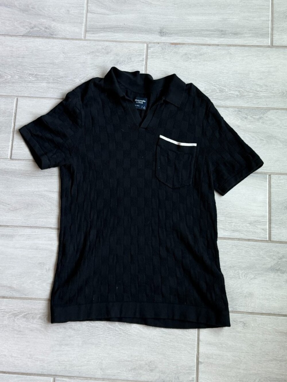 Abercrombie Men's Collared Knit T-Shirt Black - Size Large